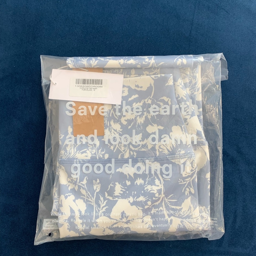 Reformation ecomove high rise leggings